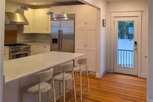 36 Nisbet St, Providence, RI 02906 - Photo 8