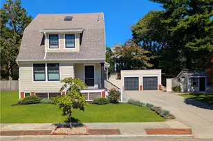 36 Nisbet St, Providence, RI 02906 - Photo 2