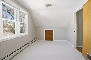 108 Hilton Ave, East Providence, RI 02915 - Photo 28