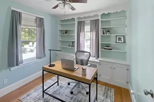 31 Elmcrest Ave, Providence, RI 02908 - Photo 16