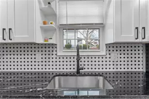 251 Juniper St, East Providence, RI 02914 - Photo 12