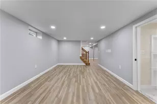 251 Juniper St, East Providence, RI 02914 - Photo 32