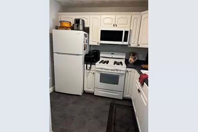 752 Quaker Lane #105, Warwick, RI 02818 - Photo 8