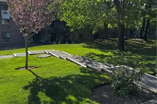 752 Quaker Ln, Warwick, RI 02818 - Photo 22