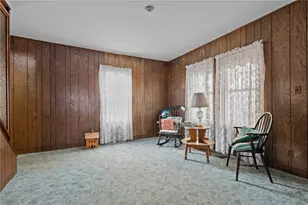 86 Fall St, Woonsocket, RI 02895 - Photo 20