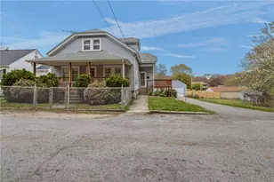 86 Fall St, Woonsocket, RI 02895 - Photo 2
