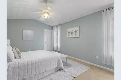 44 Orchard Valley Drive, Cranston, RI 02921 - Photo 30