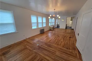 370 Academy Ave, Providence, RI 02908 - Photo 2