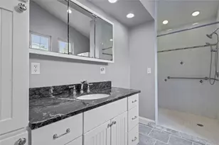 20 Bassett Ave, Warwick, RI 02889 - Photo 32