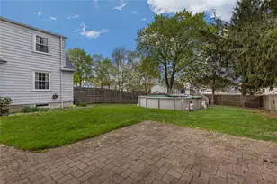 20 Bassett Ave, Warwick, RI 02889 - Photo 8
