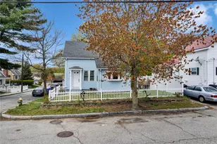 2 Carder St, Providence, RI 02904 - Photo 2