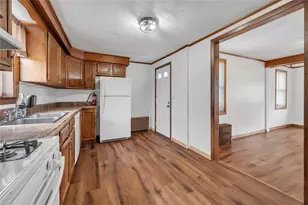2 Carder St, Providence, RI 02904 - Photo 16