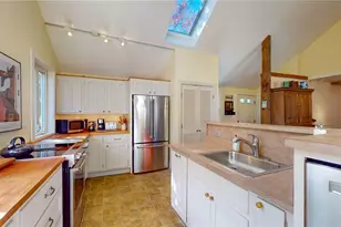 11 High St, Hopkinton, RI 02804 - Photo 4