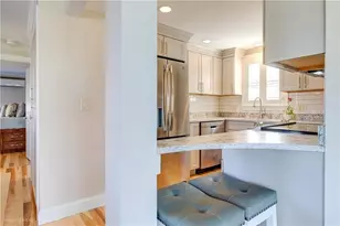 492 Thames St, Newport, RI 02840 - Photo 22