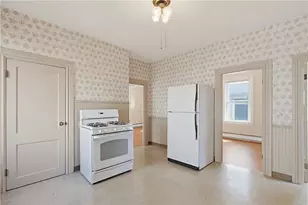 6 Franklin Ave, Cranston, RI 02920 - Photo 8
