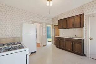 6 Franklin Ave, Cranston, RI 02920 - Photo 6