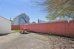 6 Franklin Ave, Cranston, RI 02920 - Photo 34