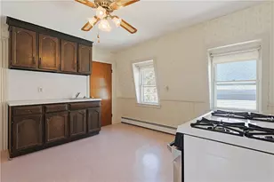 6 Franklin Ave, Cranston, RI 02920 - Photo 18