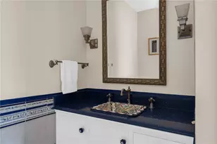 168 Bowen St, Providence, RI 02906 - Photo 22