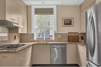 168 Bowen Street, Providence, RI 02906 - Photo 14