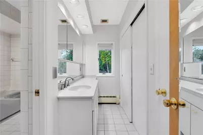 41 Elmway Street, Providence, RI 02906 - Photo 22