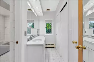 41 Elmway St, Providence, RI 02906 - Photo 22
