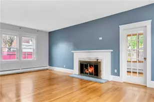 41 Elmway St, Providence, RI 02906 - Photo 2