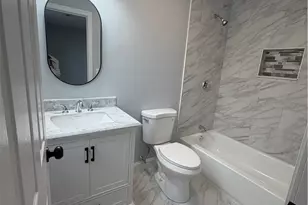 23 Concannon St, Providence, RI 02904 - Photo 8