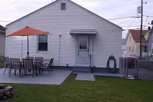 39 Clinton St, Pawtucket, RI 02861 - Photo 28