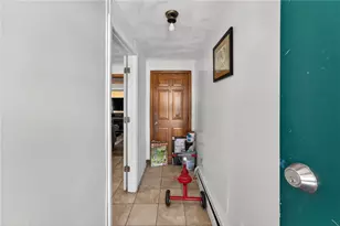 85 Lookout Ave, Cranston, RI 02920 - Photo 8