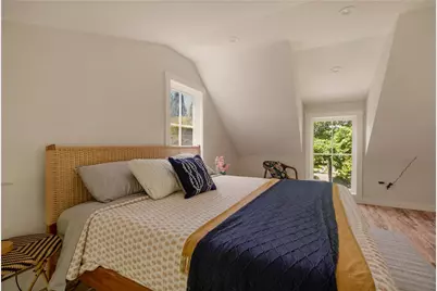 130 Carroll Avenue, Newport, RI 02840 - Photo 36