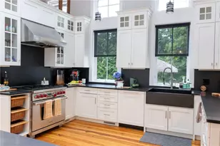 130 Carroll Ave, Newport, RI 02840 - Photo 6