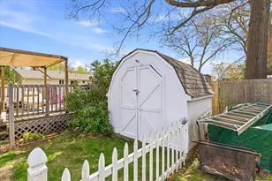 320 Church Ave, Warwick, RI 02889 - Photo 26