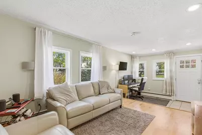 320 Church Avenue, Warwick, RI 02889 - Photo 6