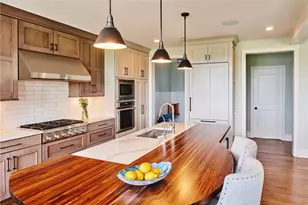 210 Explorer Dr, North Kingstown, RI 02874 - Photo 2