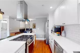 7 Mt Hope Ave, Providence, RI 02906 - Photo 12