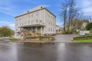 188 Division St, Woonsocket, RI 02895 - Photo 14