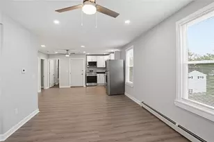 188 Division St, Woonsocket, RI 02895 - Photo 4