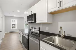 188 Division St, Woonsocket, RI 02895 - Photo 8