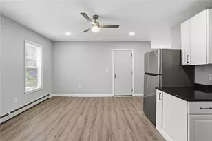188 Division St, Woonsocket, RI 02895 - Photo 6