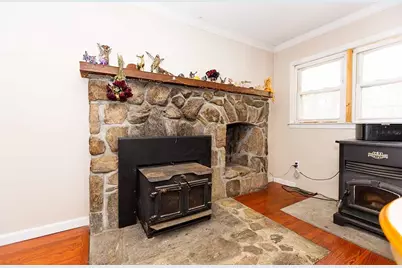213 Hartford Pike, Foster, RI 02825 - Photo 8