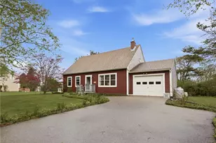 14 Barton Ln, Middletown, RI 02842 - Photo 1