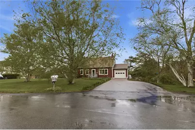 14 Barton Lane, Middletown, RI 02842 - Photo 2