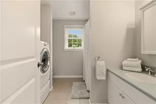 42 Lewis St, Tiverton, RI 02878 - Photo 36