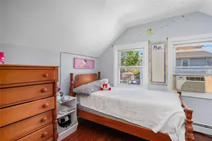 53 Carolina Ave, Providence, RI 02905 - Photo 16