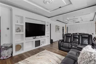 53 Carolina Ave, Providence, RI 02905 - Photo 2