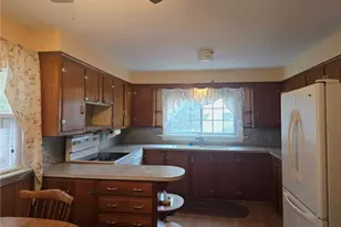 6 Wilder Ave, Westerly, RI 02891 - Photo 6