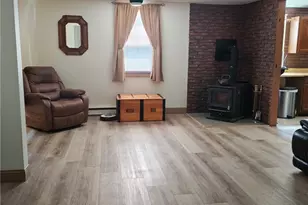 193 Shady Valley Rd, Coventry, RI 02816 - Photo 8