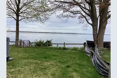 135 Namquid Drive, Warwick, RI 02888 - Photo 4