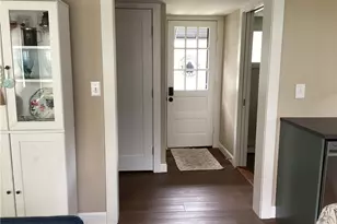 135 Namquid Dr, Warwick, RI 02888 - Photo 10